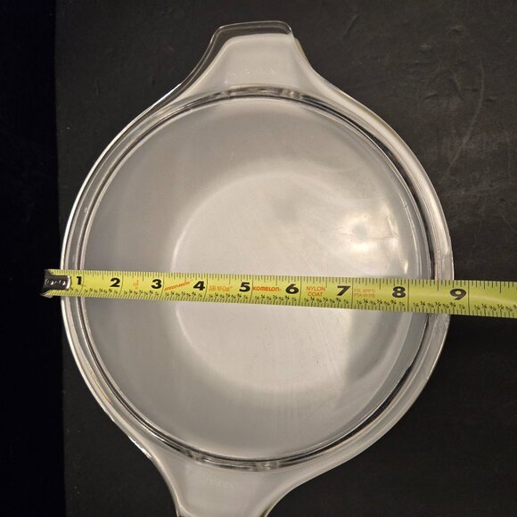 Amazon.com: Pyrex Deep 9x13-Inch Glass Baking Dish with Lid  PYREX COVERED CASSEROLE DISH